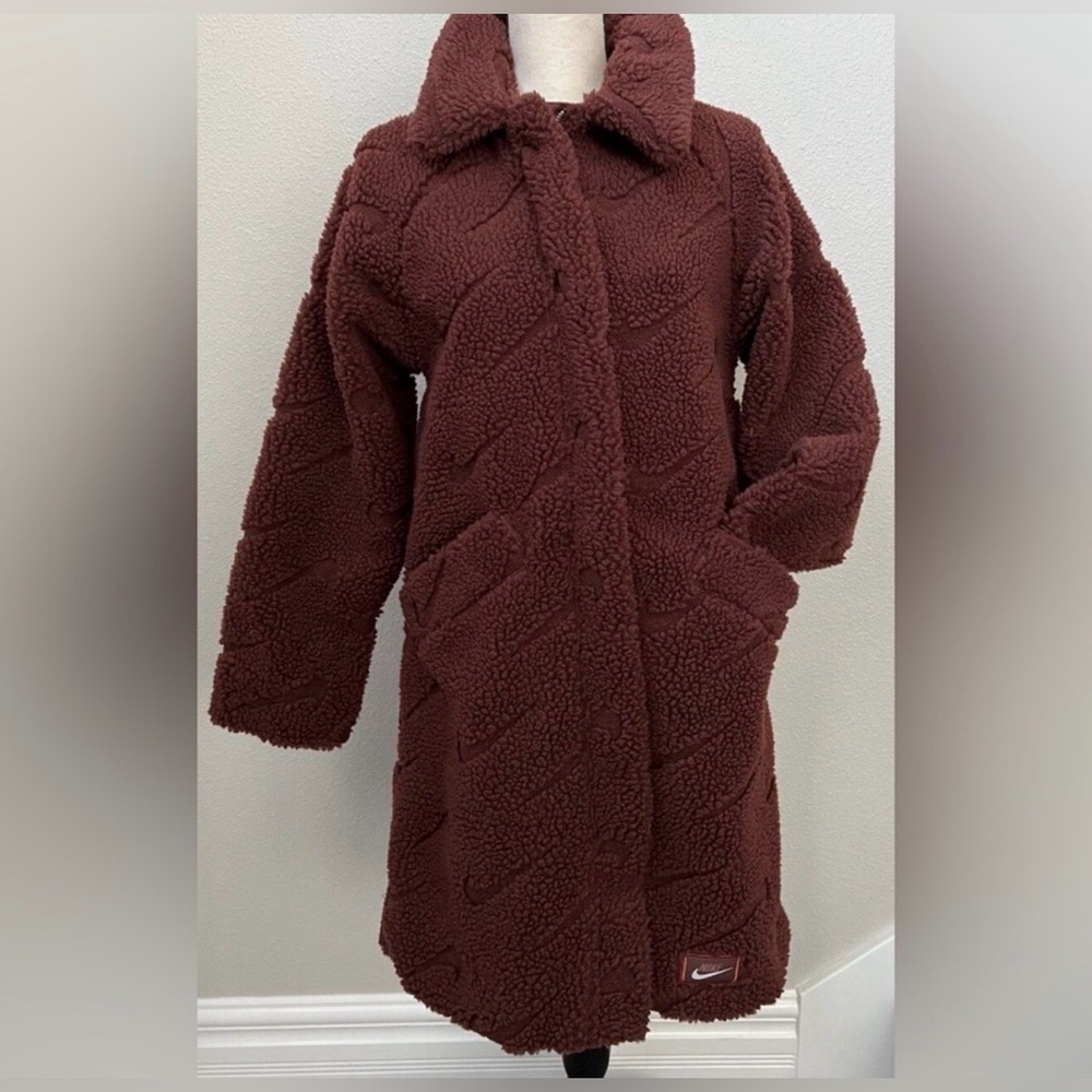Women’s Nike Teddy Bear Sherpa Coat Rust Icon Clash Over Swoosh Loose Fit S
